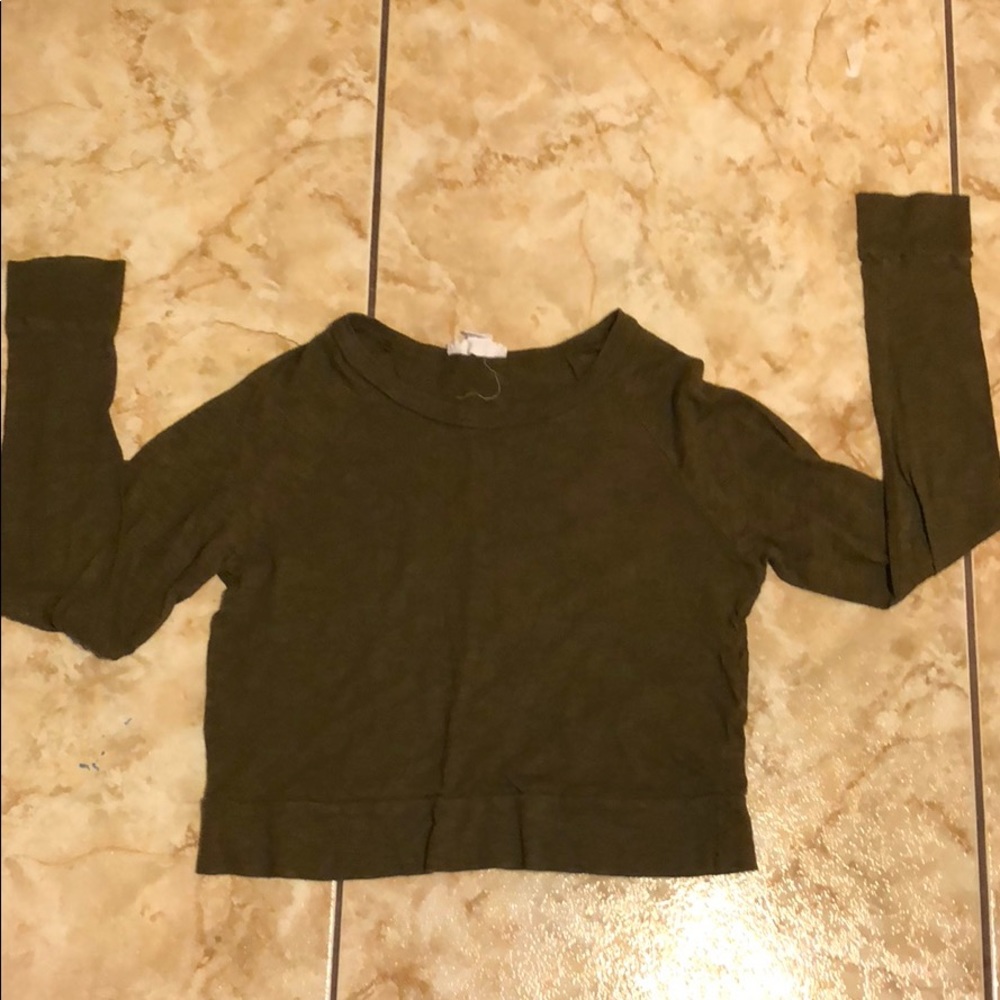Forever 21 cropped long sleeve shirt.